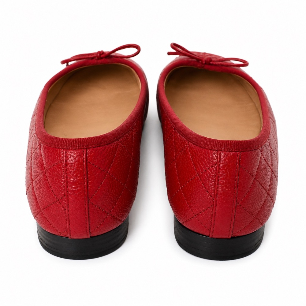 CHANEL CC Red Quilted Leather Ballet Flat with Bow - Picture 2 of 5